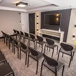 Studio Central Com Sacada - All0802