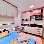 Lindo Studio, Com Garagem E Ar Condicionado