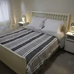 Apartamento central, novo e com garagem em Curitiba