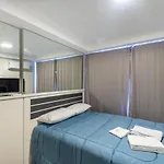 Studio Garibaldi - Central - Ayn024
