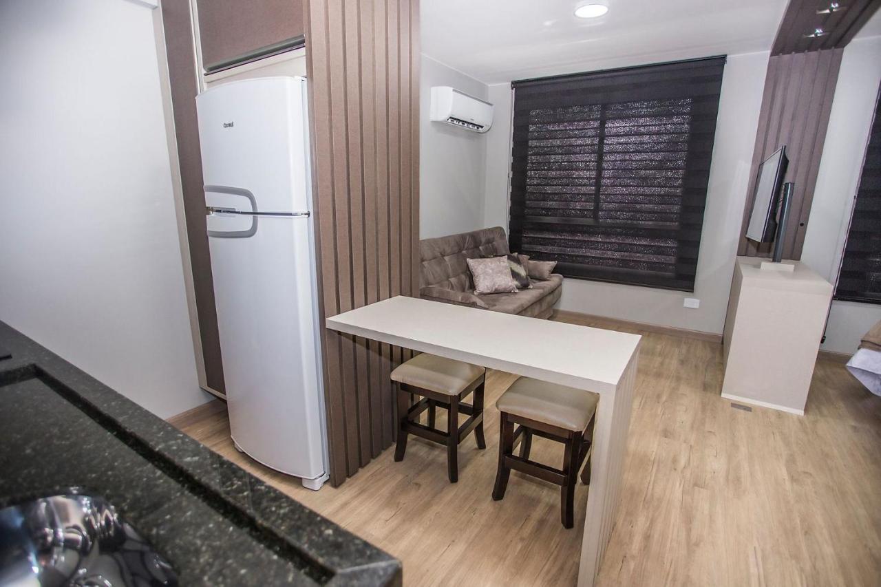 Com Cama E Sofa-cama De Casal - All2011 Apartamento Curitiba