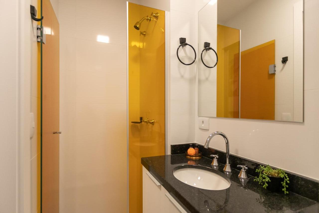 Apartamento Bela Vista Em Andar Alto - Ayn036 *