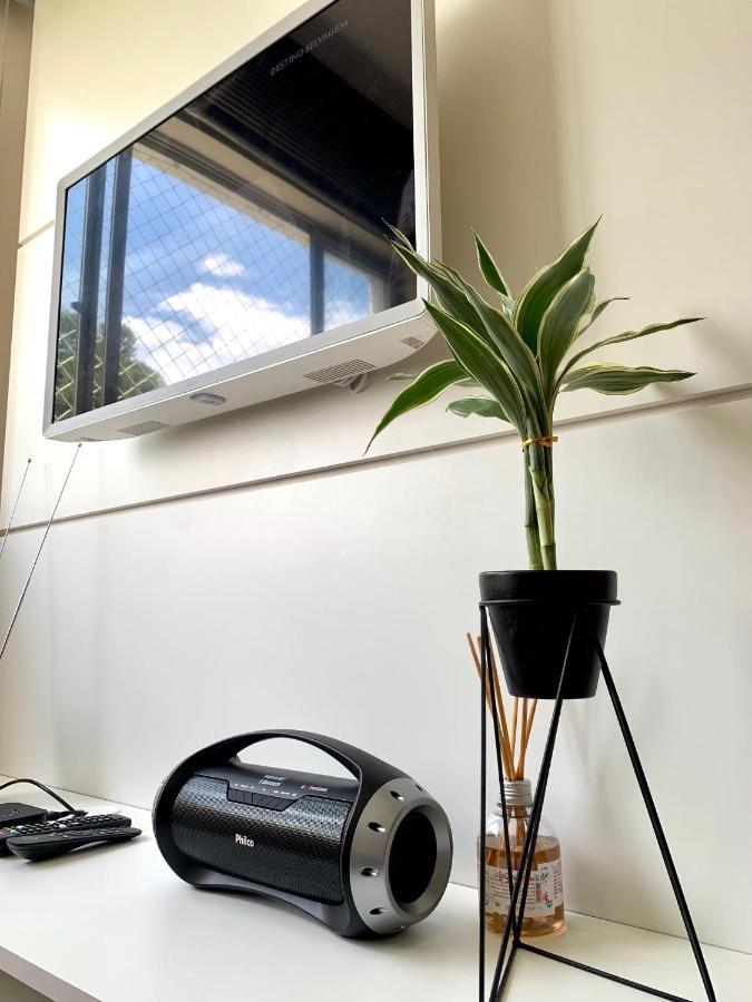 Encantador Suite: Vista E Cozinha Moderna No Bigorrilho Apartment