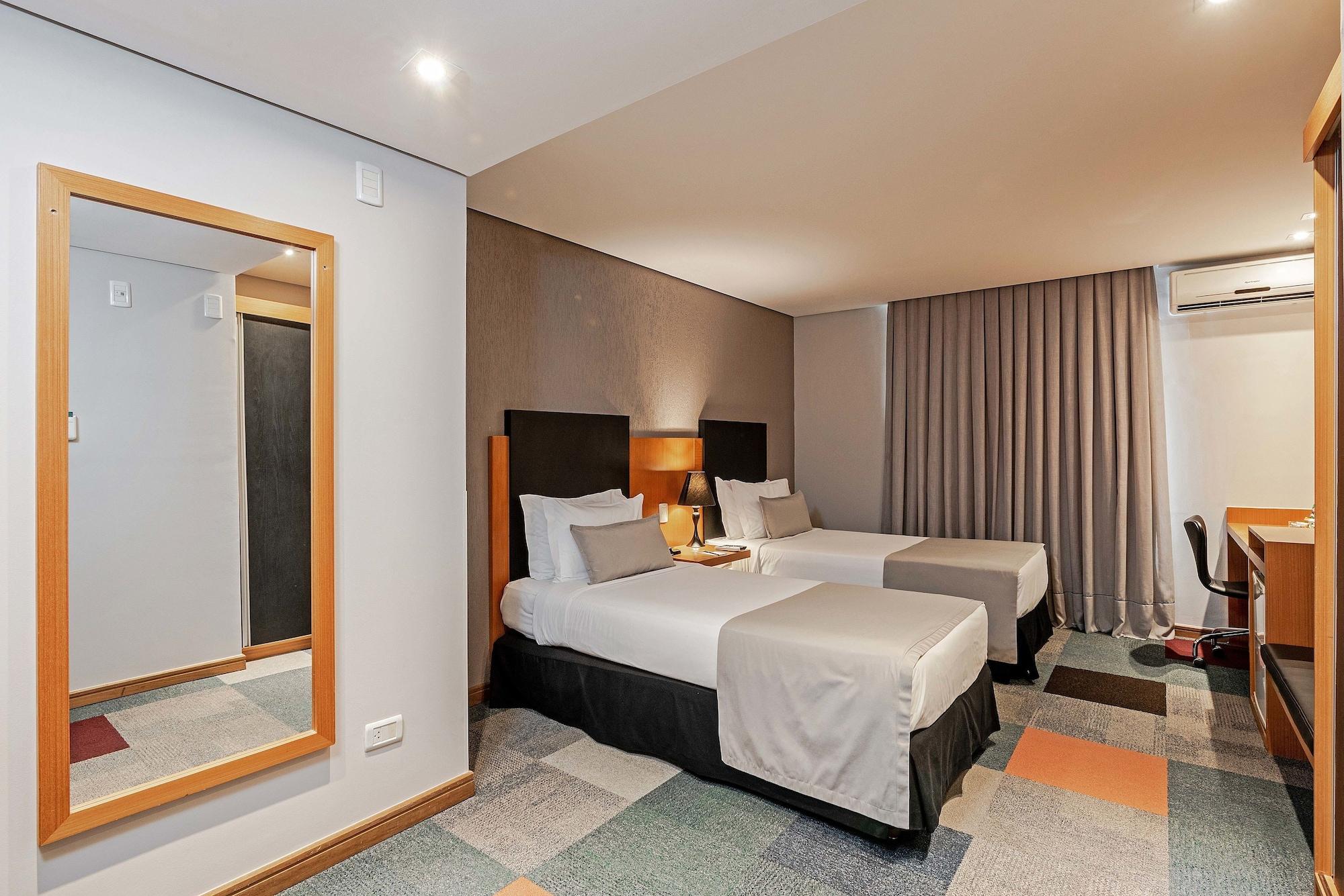 Hotel Slaviero Batel