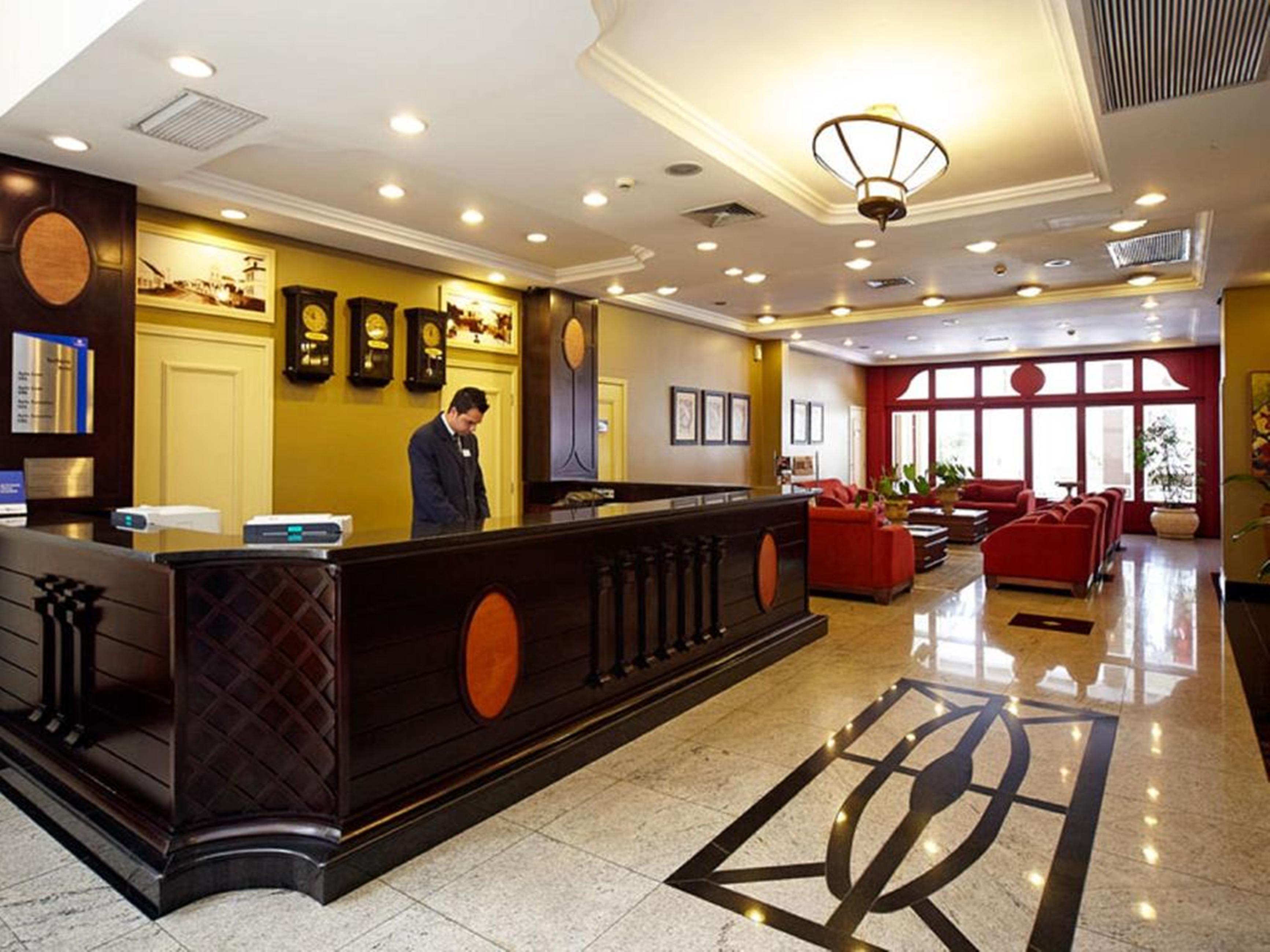 Hotel Transamerica Executive Batel
