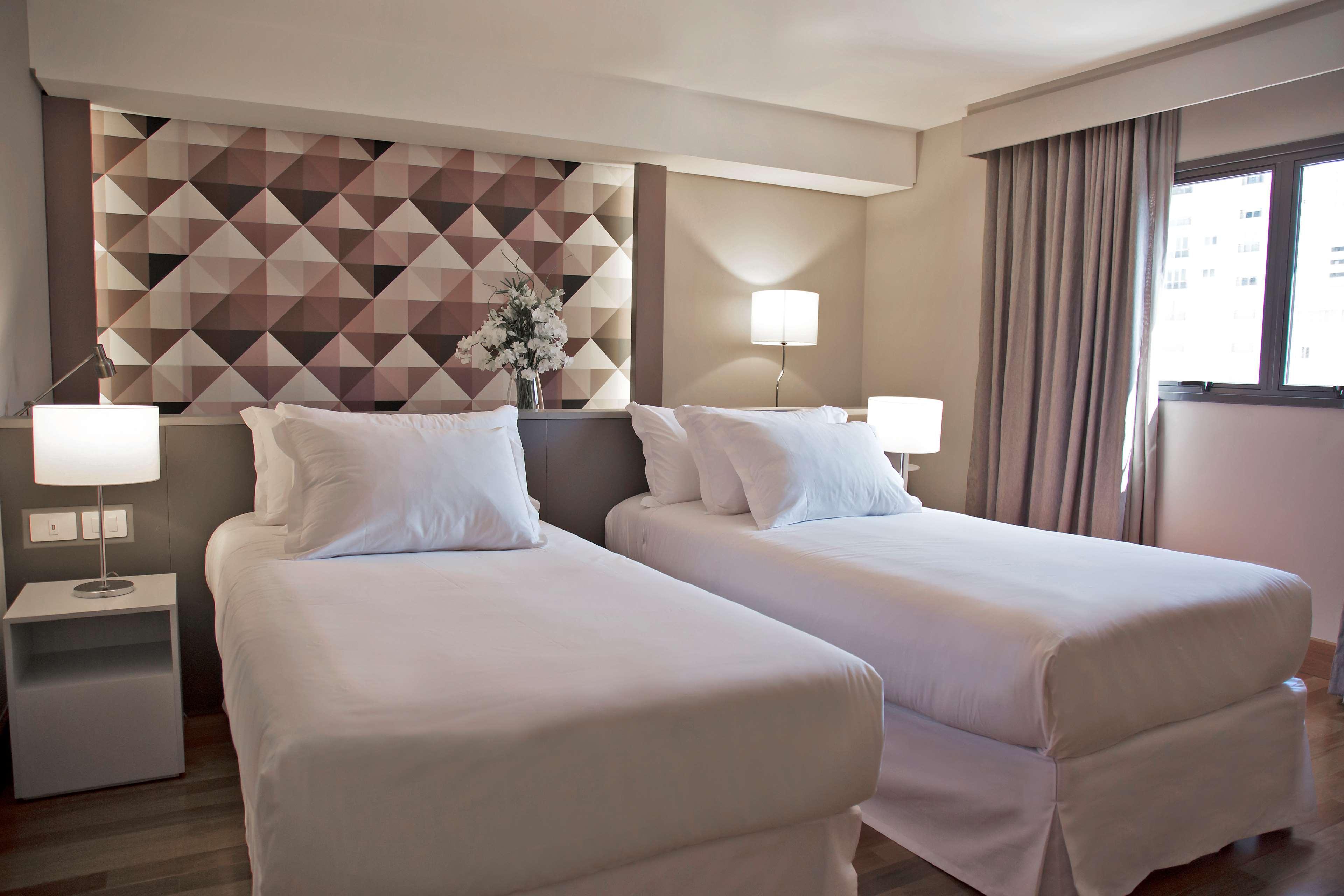 Hotel Nh The Five Curitiba