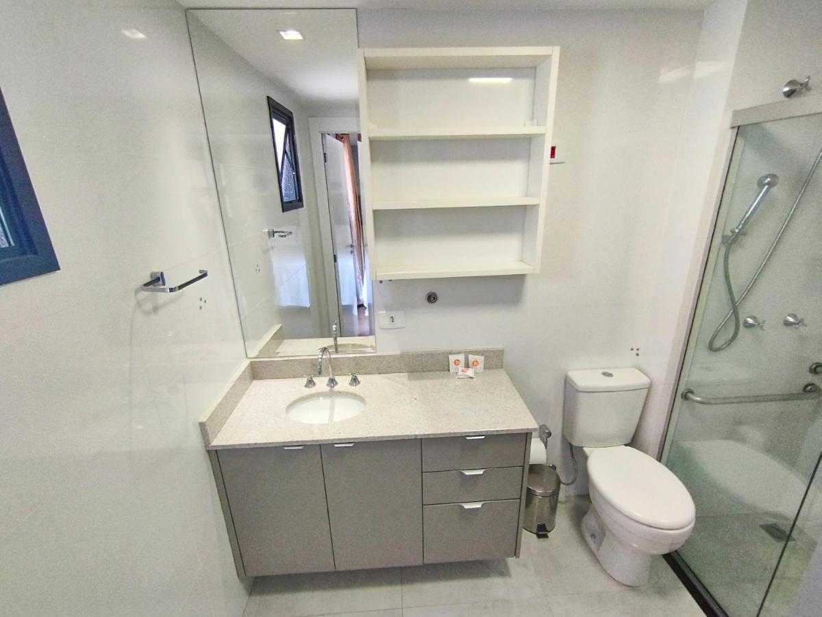 Studio - Apartamento - Ayn026 * Curitiba