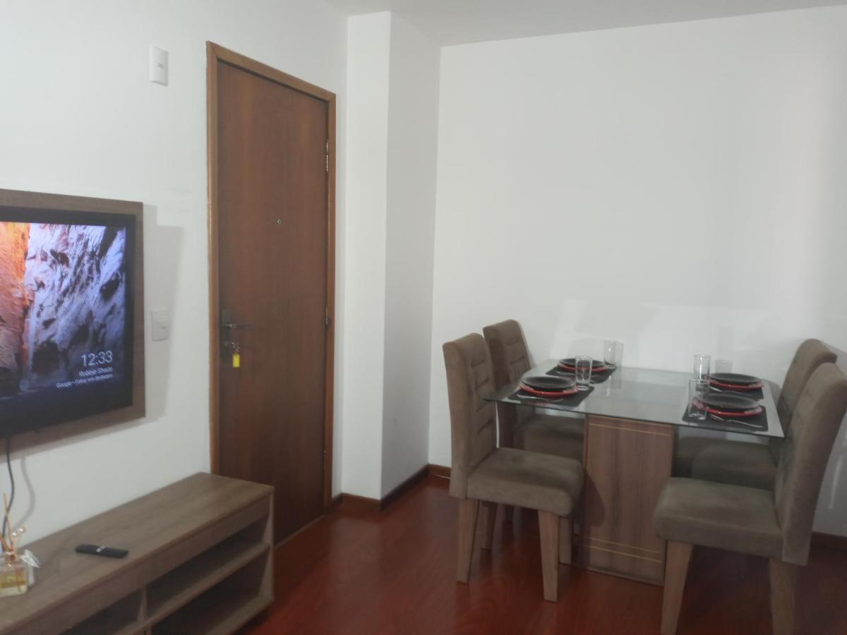 Funcional E Confortavel Em Apartment Curitiba