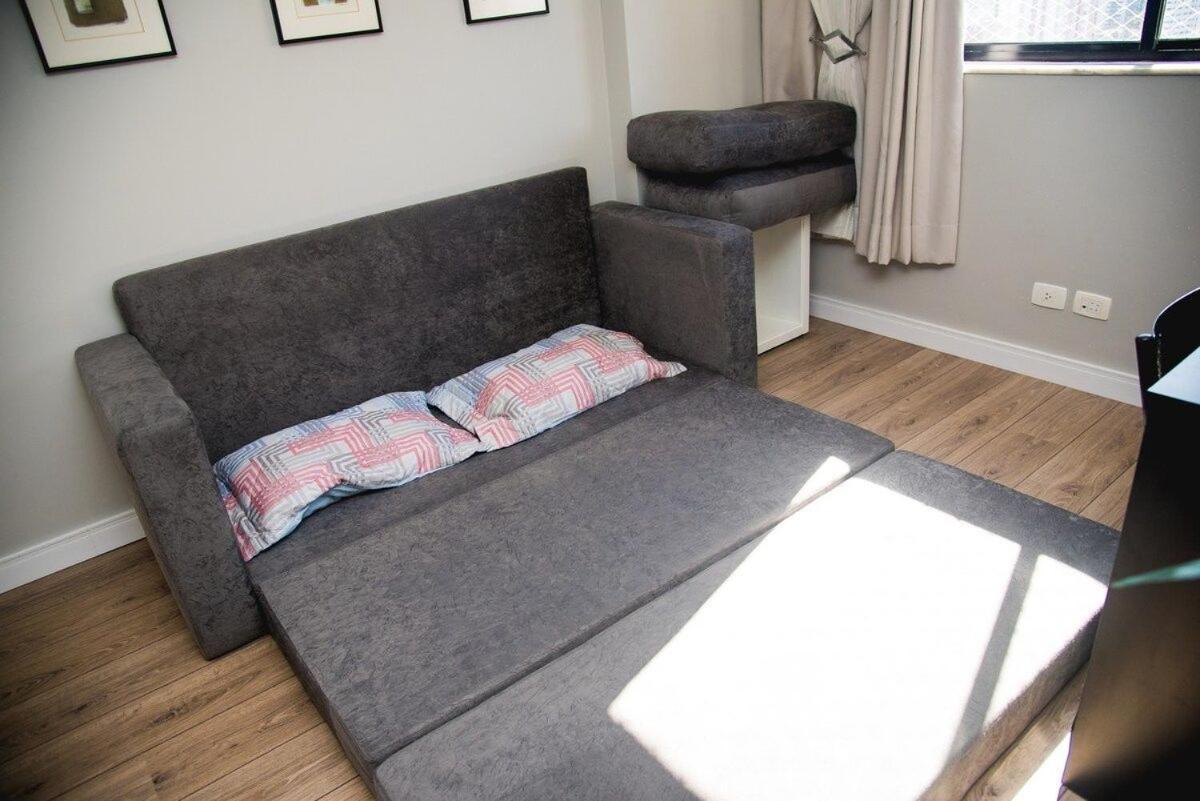 Flat No Local Do Centro/batel *