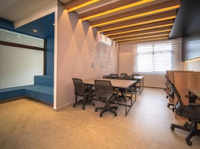 Estudio Lindissimo Com Varanda! * Curitiba
