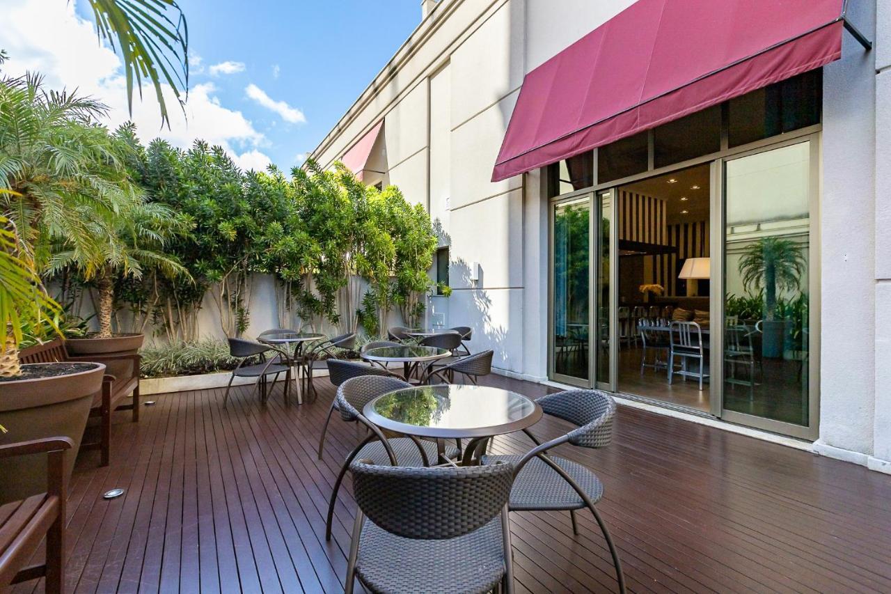 Apartment Luxuoso Batel - 4 Minutos Do Shopping Patio Batel C/ Garagem, Piscina, Sauna E Academia Curitiba