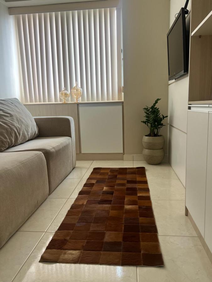 Apartamento No Centro De Curitiba,bem Localizado E Confortavel Curitiba