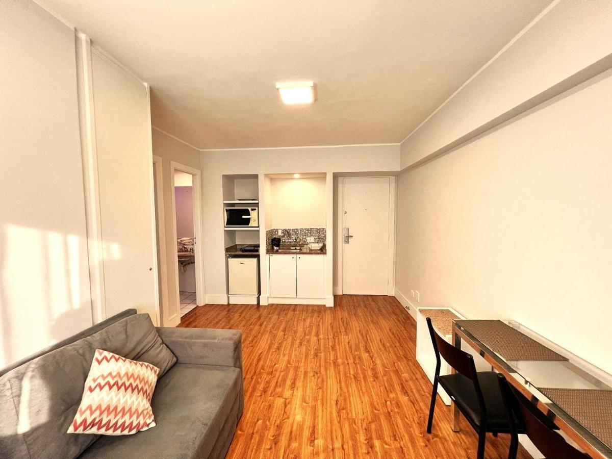 Flat No Local Do Centro/batel *