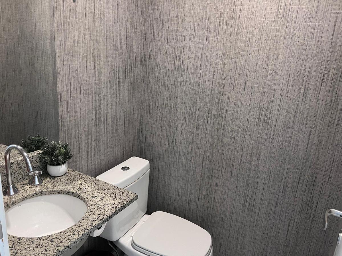 Apartamento Duplex Decorado No Batel - Perfeito Familia *