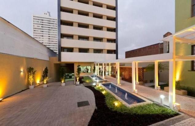Apto 1q 300mb Fibra Otica Prox Shop Estacao Apartment Curitiba