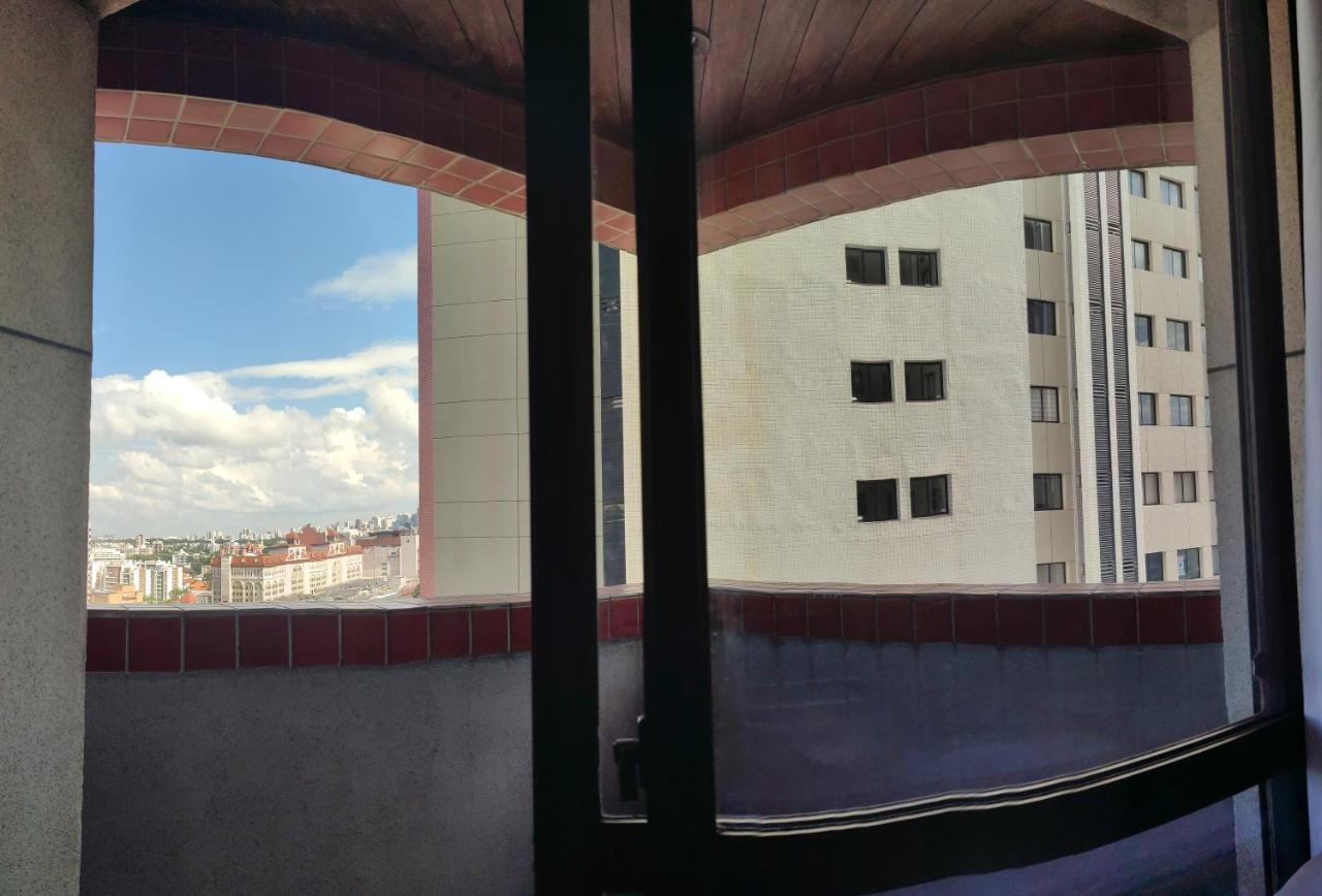 Quarto Na Regiao Central Com Alexa Integrada E Sacada *