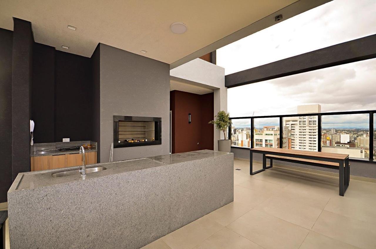 Apartamento Completos Com Pisicina Aquecida No Centro De Curitiba