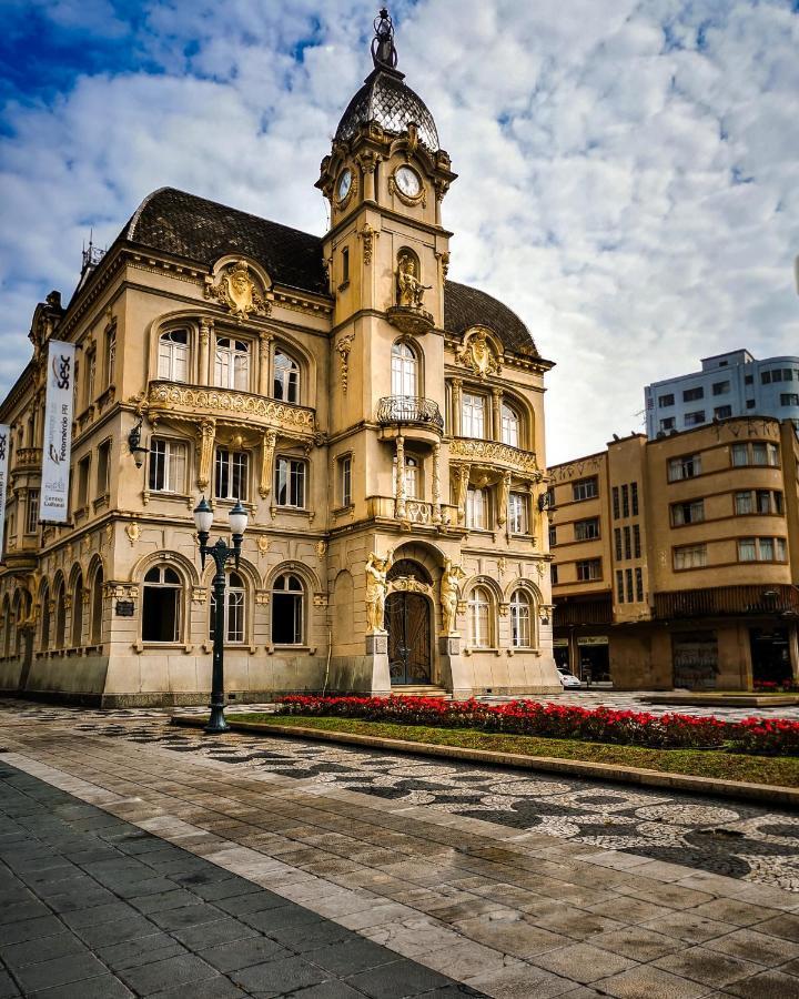Estudio Aconchegante No Centro De - Ar Condicio E Localizacao Perfeita! *