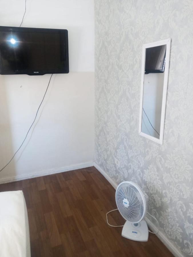Ale Republica & Hotel-economico Curitiba