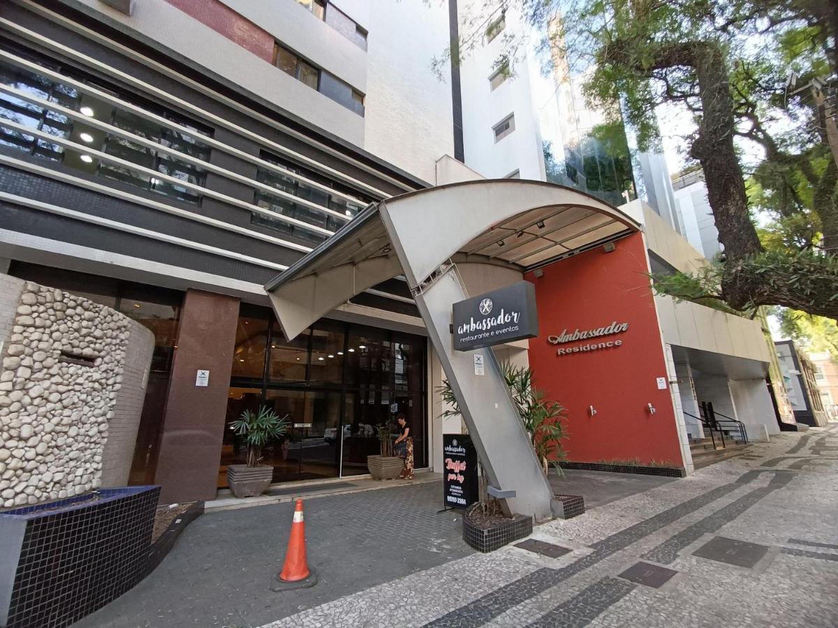 Apto-flat Excelente Localizacao Centro-batel - Somente Familiares Apartamento *