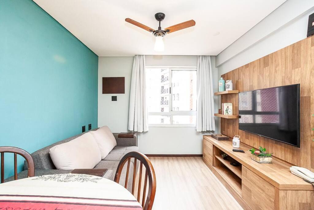 Apartamento Ape Centro/batel Otima Localizacao Portaria 24h *