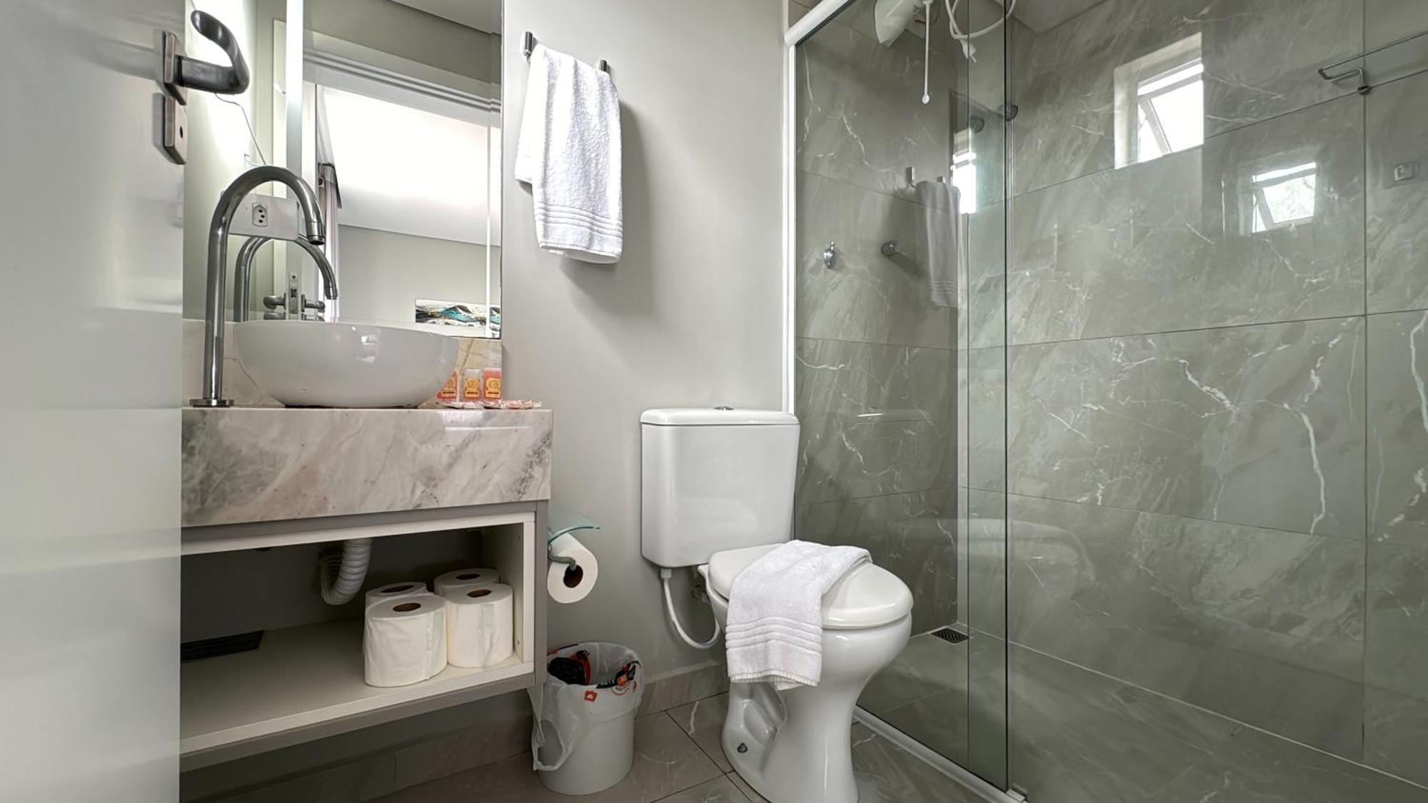 Apartamento 08- Perfeito Familia! Aconchegante E Novo! Curitiba