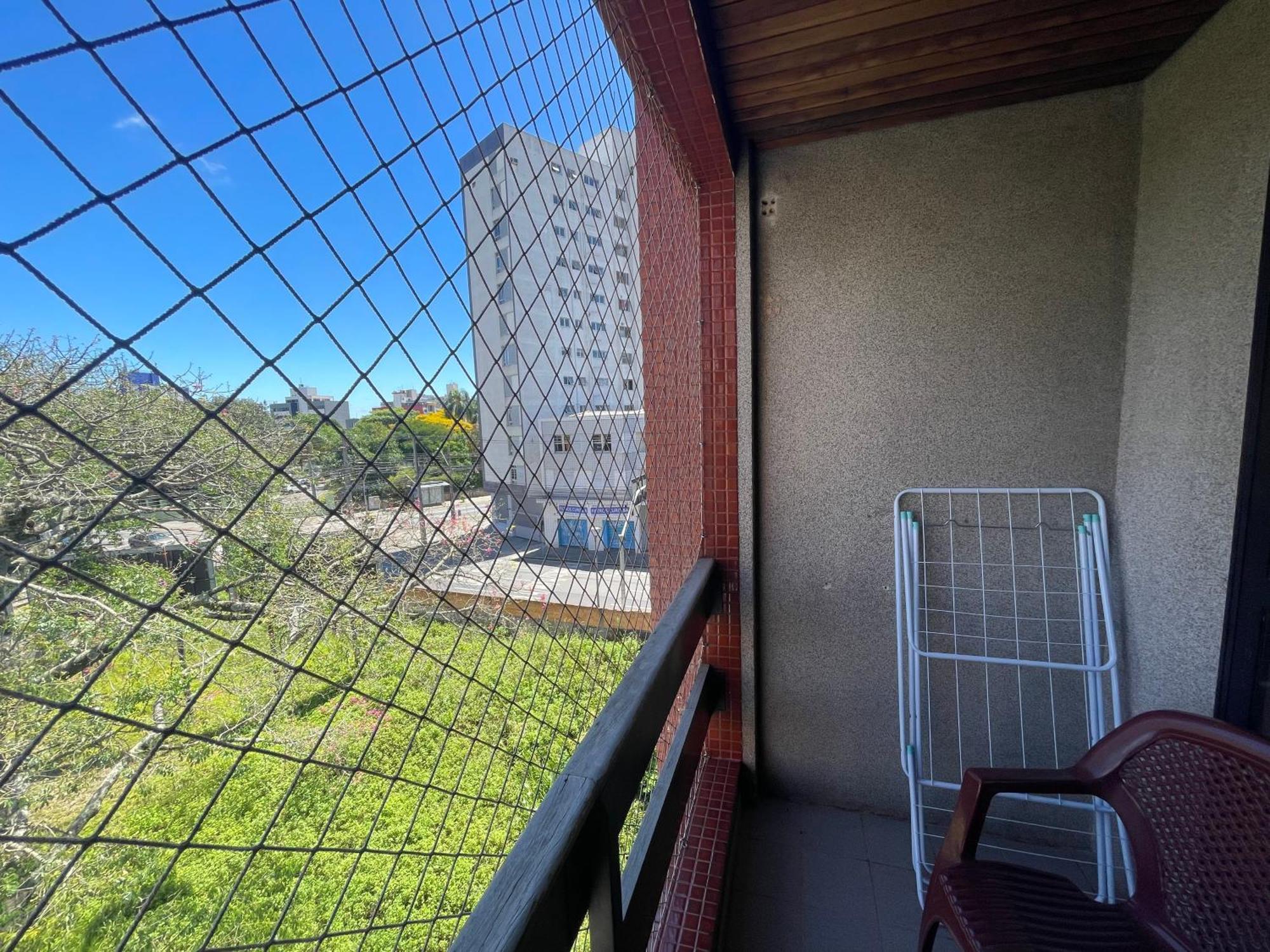 Ape Central Com Garagem E Sacada Apartment