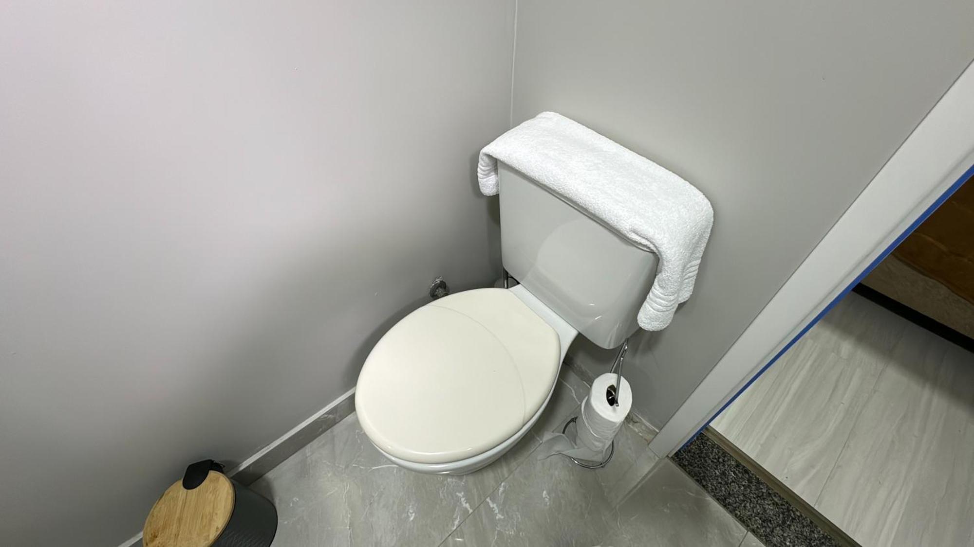 Apartamento 21- Com Decoracao Linda *
