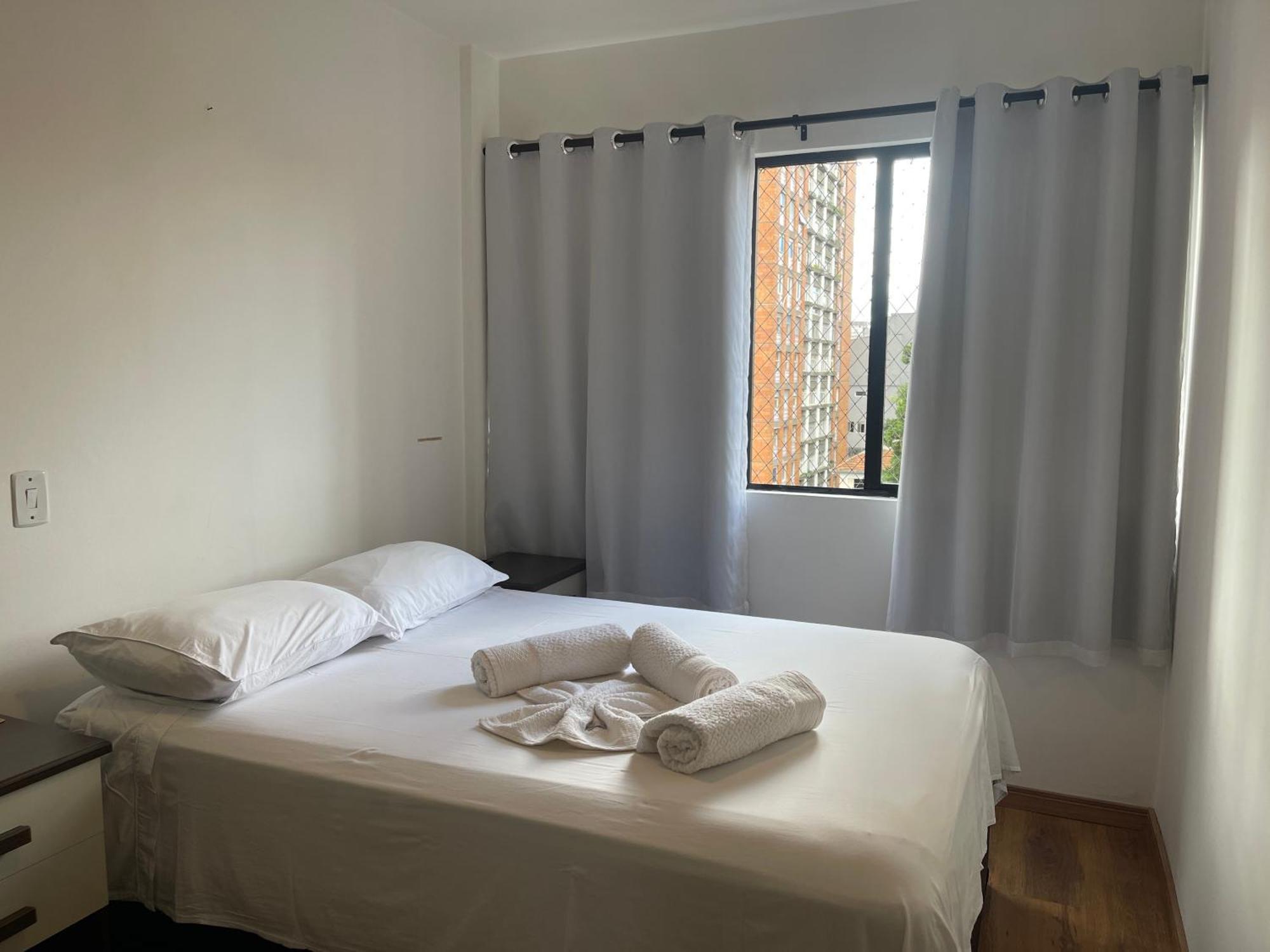 Ape Central Com Garagem E Sacada Apartment