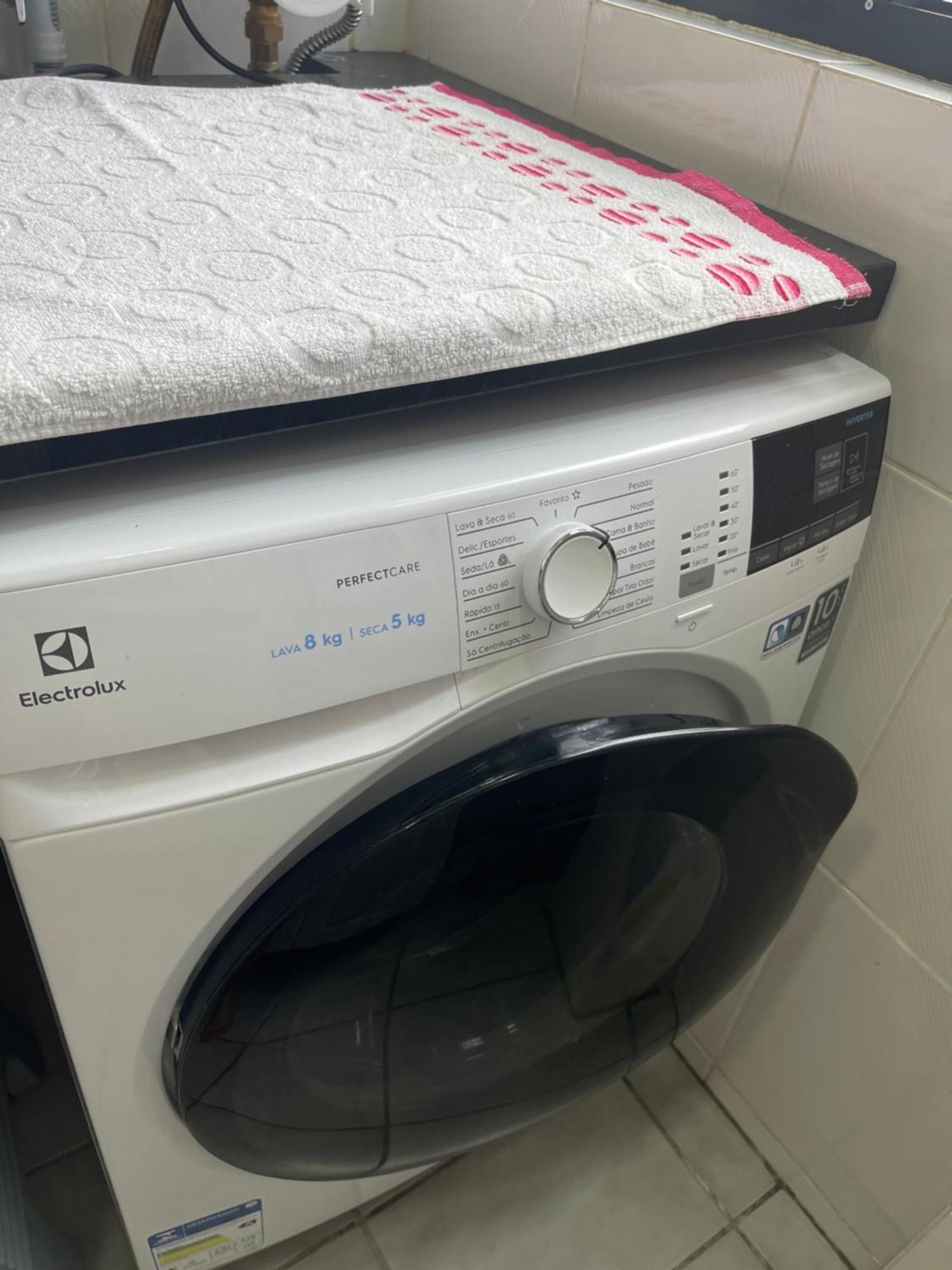 Apartamento Ape Central Com Garagem E Sacada *