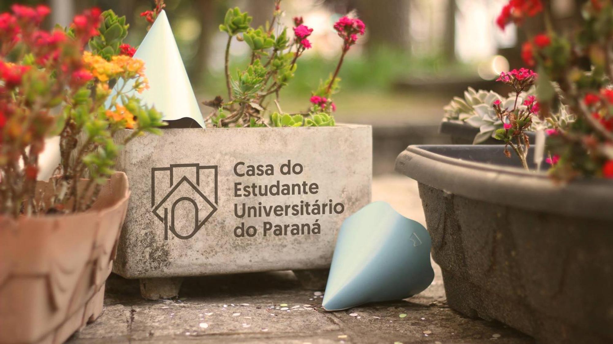 Casa Do Estudante Universitario Do Parana *