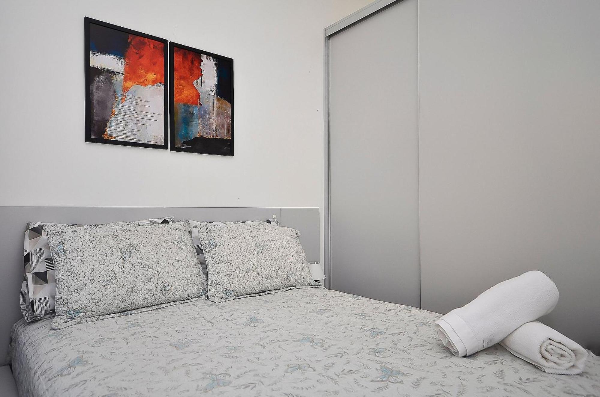 Apartamento Completos Com Pisicina Aquecida No Centro De Apartment *