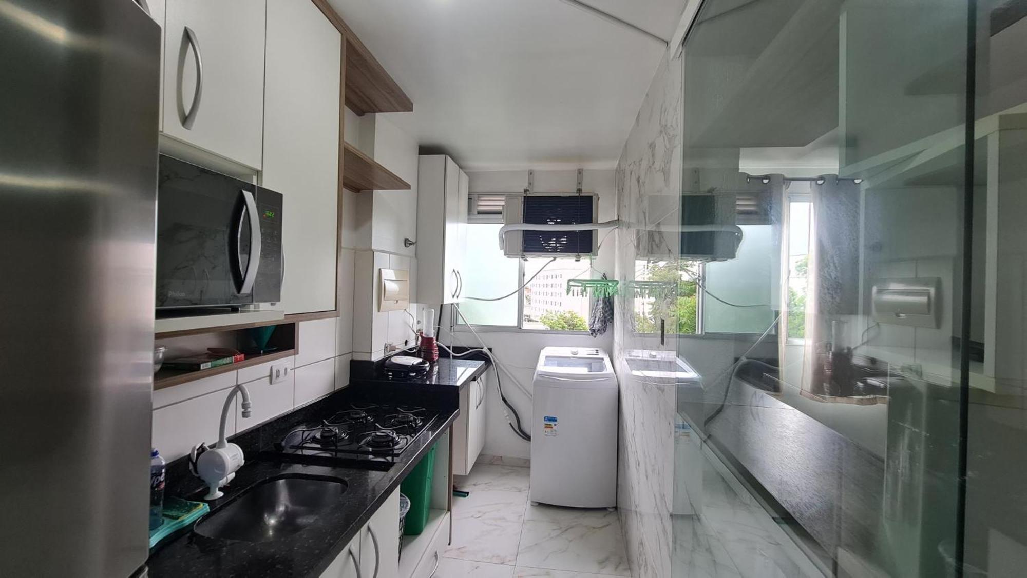 Apartamento 2 Quartos Condominio Clube 2 Vagas Garagem * Curitiba