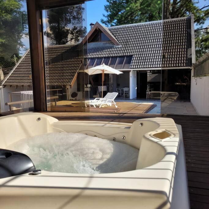 Mansao Com Jacuzzi A 50m Do Parque Barigui * Curitiba