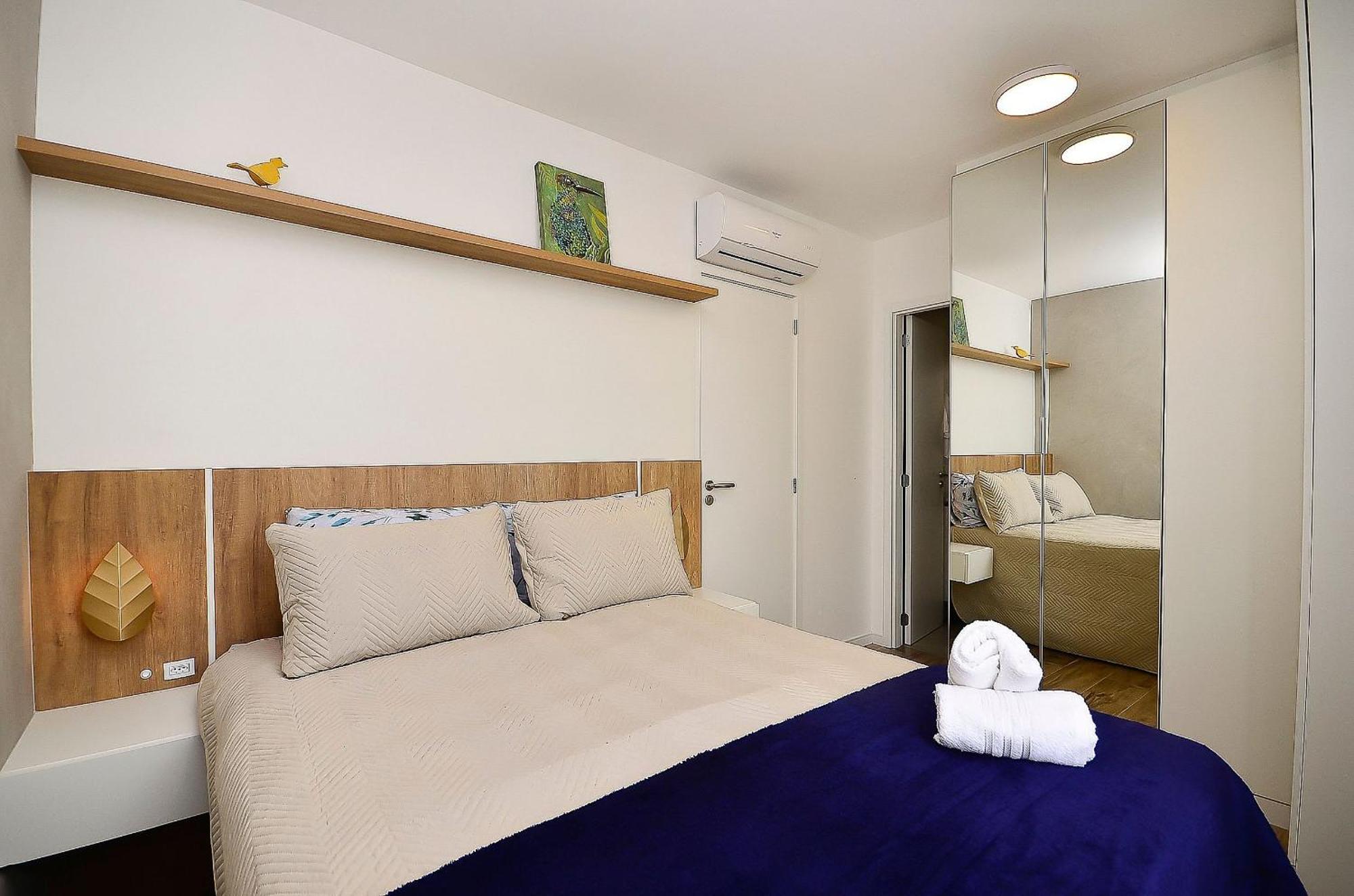 Apartamento Completos Com Pisicina Aquecida No Centro De Apartment *