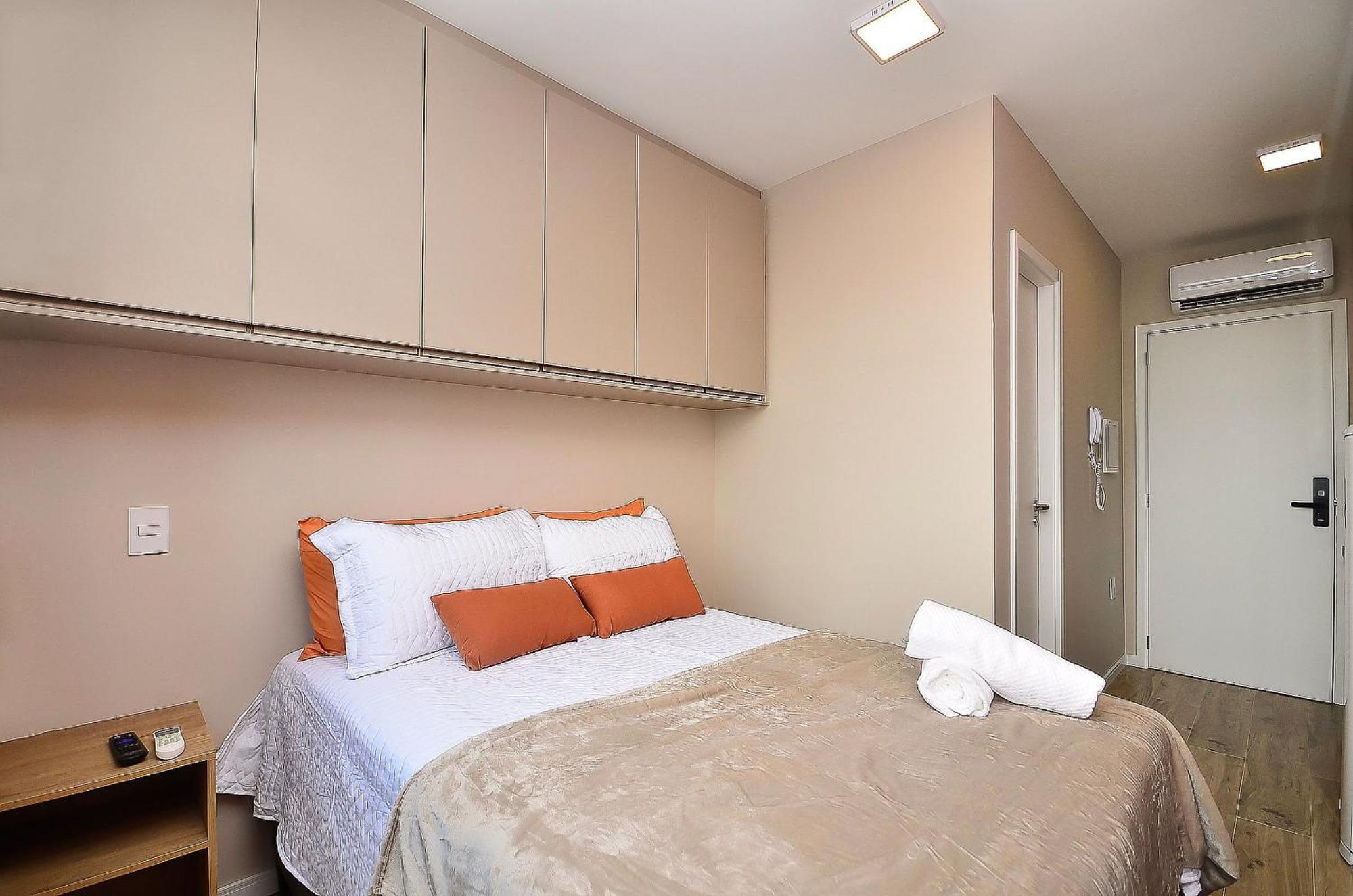 Apartamento Completos Com Pisicina Aquecida No Centro De *