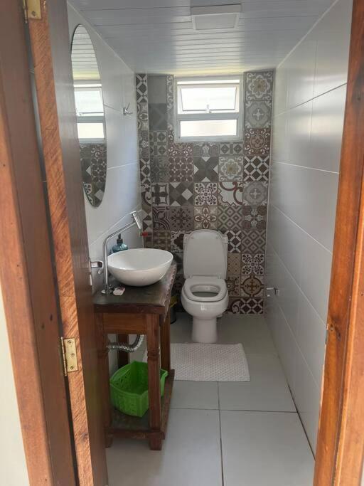 Linda Casa Com Amplo Jardim! Casa de férias
