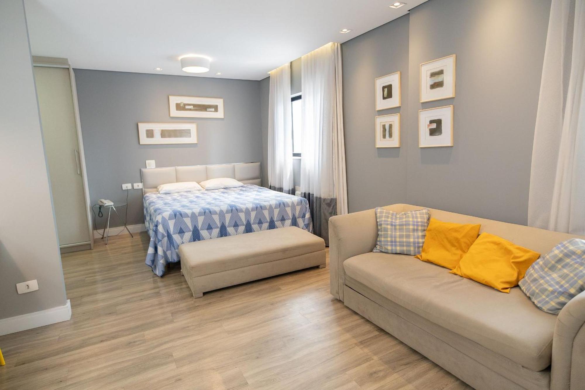 Flat No Local Do Centro/batel *