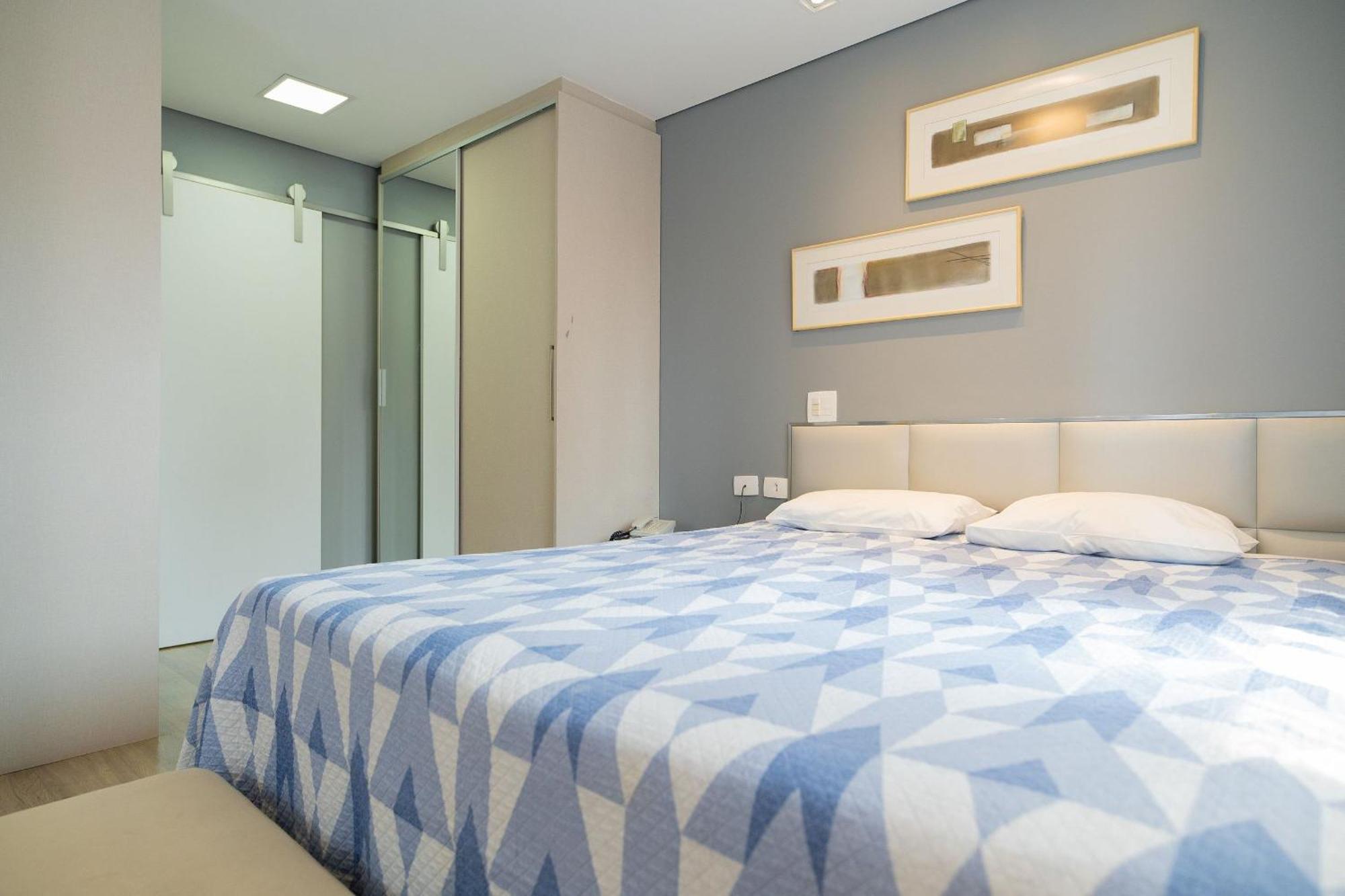 Flat No Local Do Centro/batel