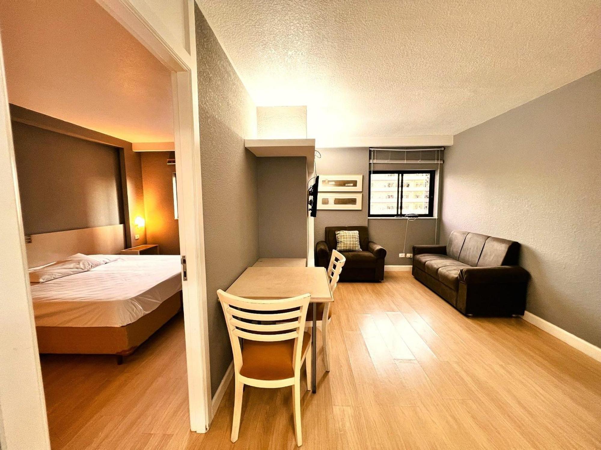 Apartamento Flat No Local Do Centro/batel