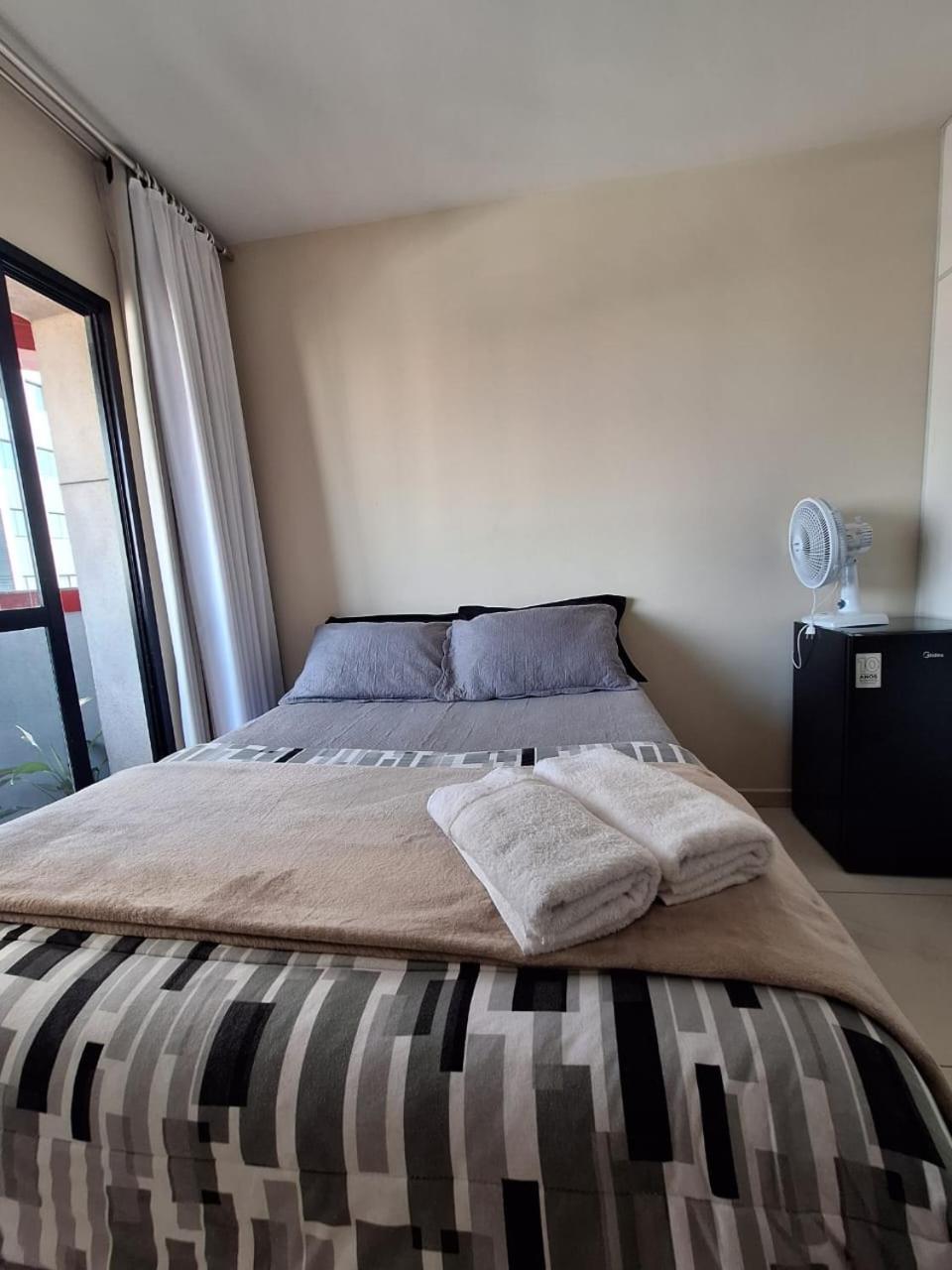 Quarto Na Regiao Central Com Alexa Integrada E Sacada Homestay