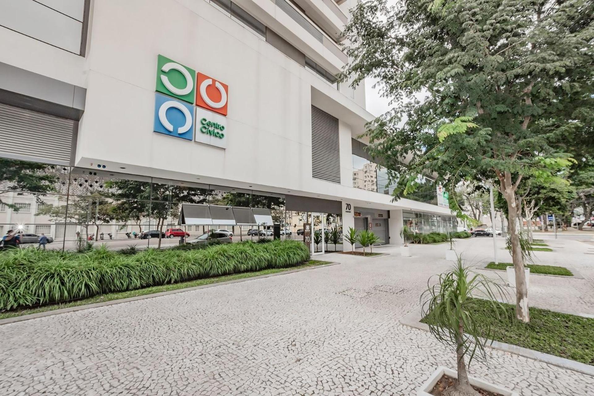 Aconchegante Centro Civico Frente Shop Mueller Apartamento *