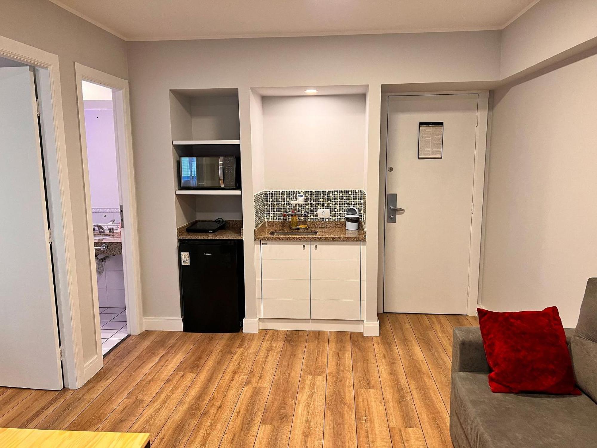 Apartamento Flat No Local Do Centro/batel