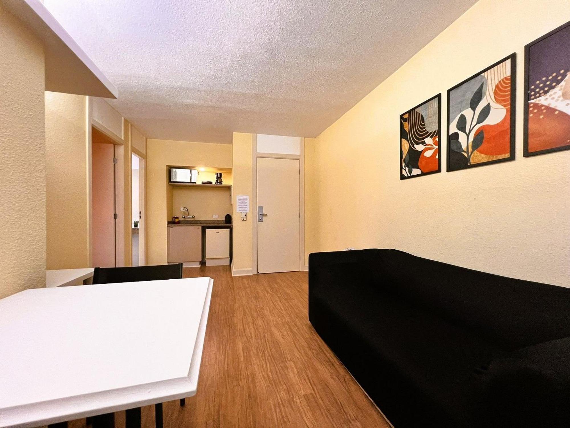 Flat No Local Do Centro/batel *