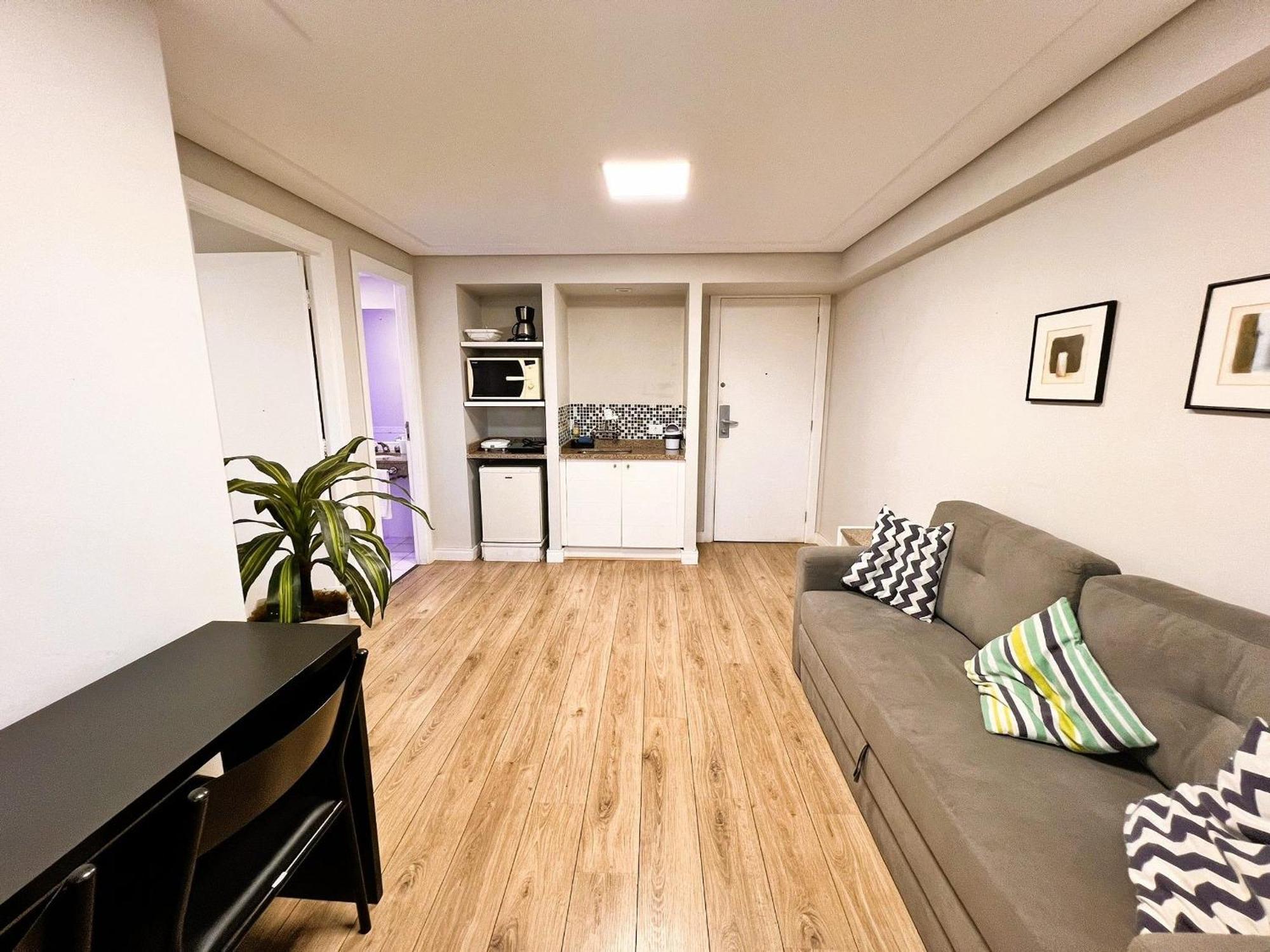 Apartamento Flat No Local Do Centro/batel