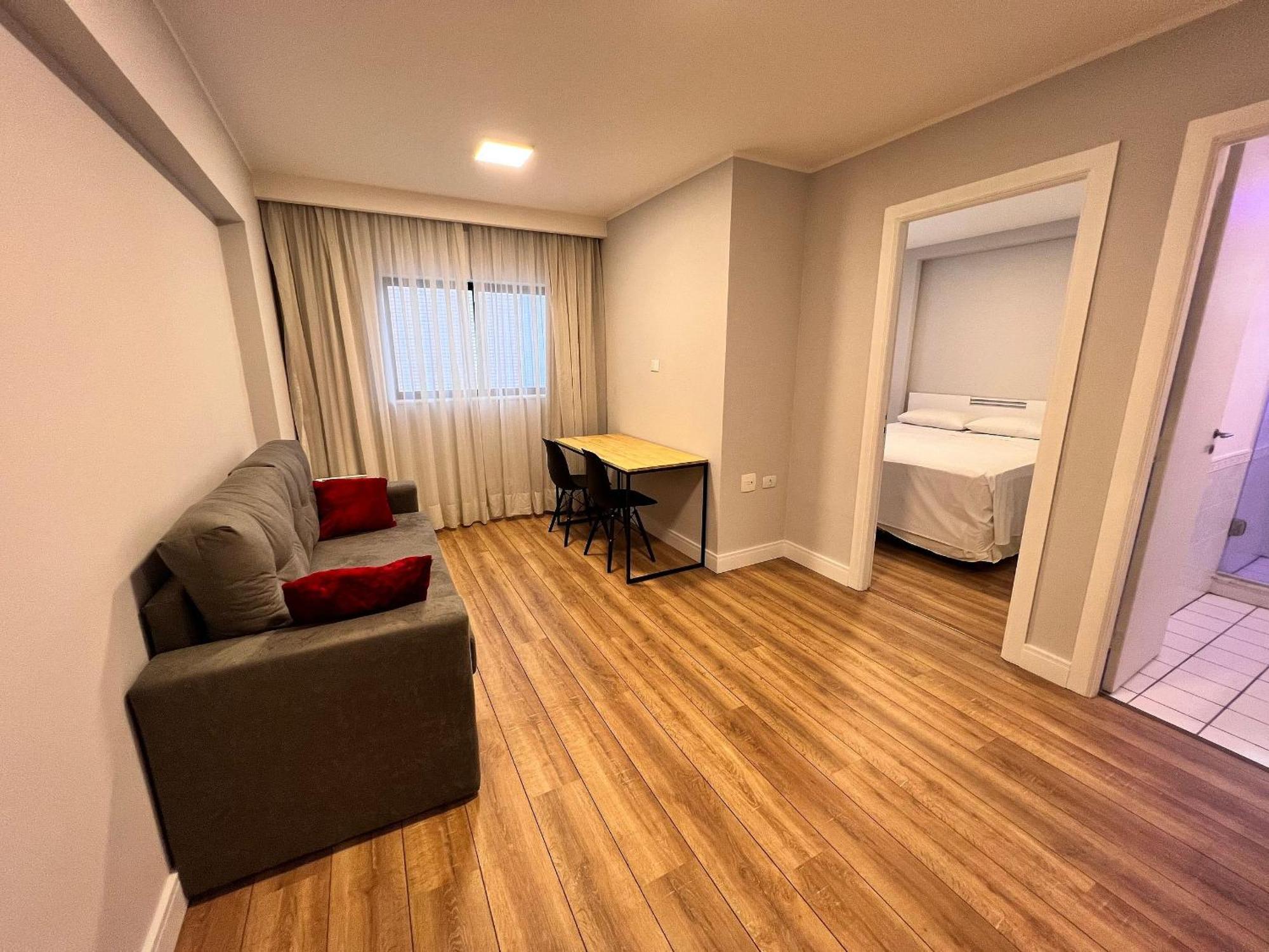 Flat No Local Do Centro/batel Apartamento *