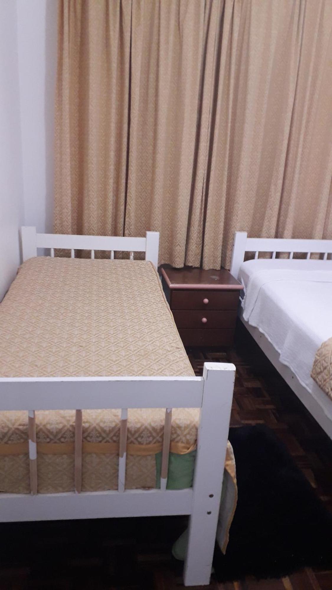 Casa Com Garagem Em Casa de férias *