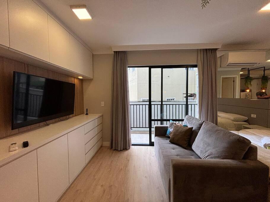 Moderno Com Sacada Ap 25 Soho Life * Curitiba