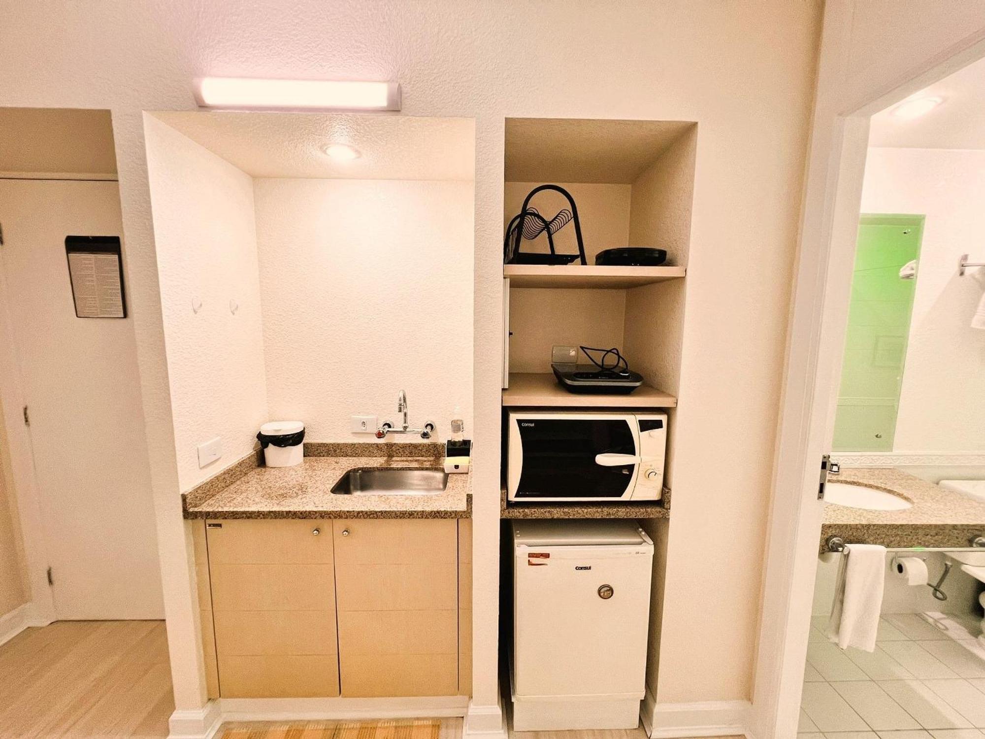 Flat No Local Do Centro/batel