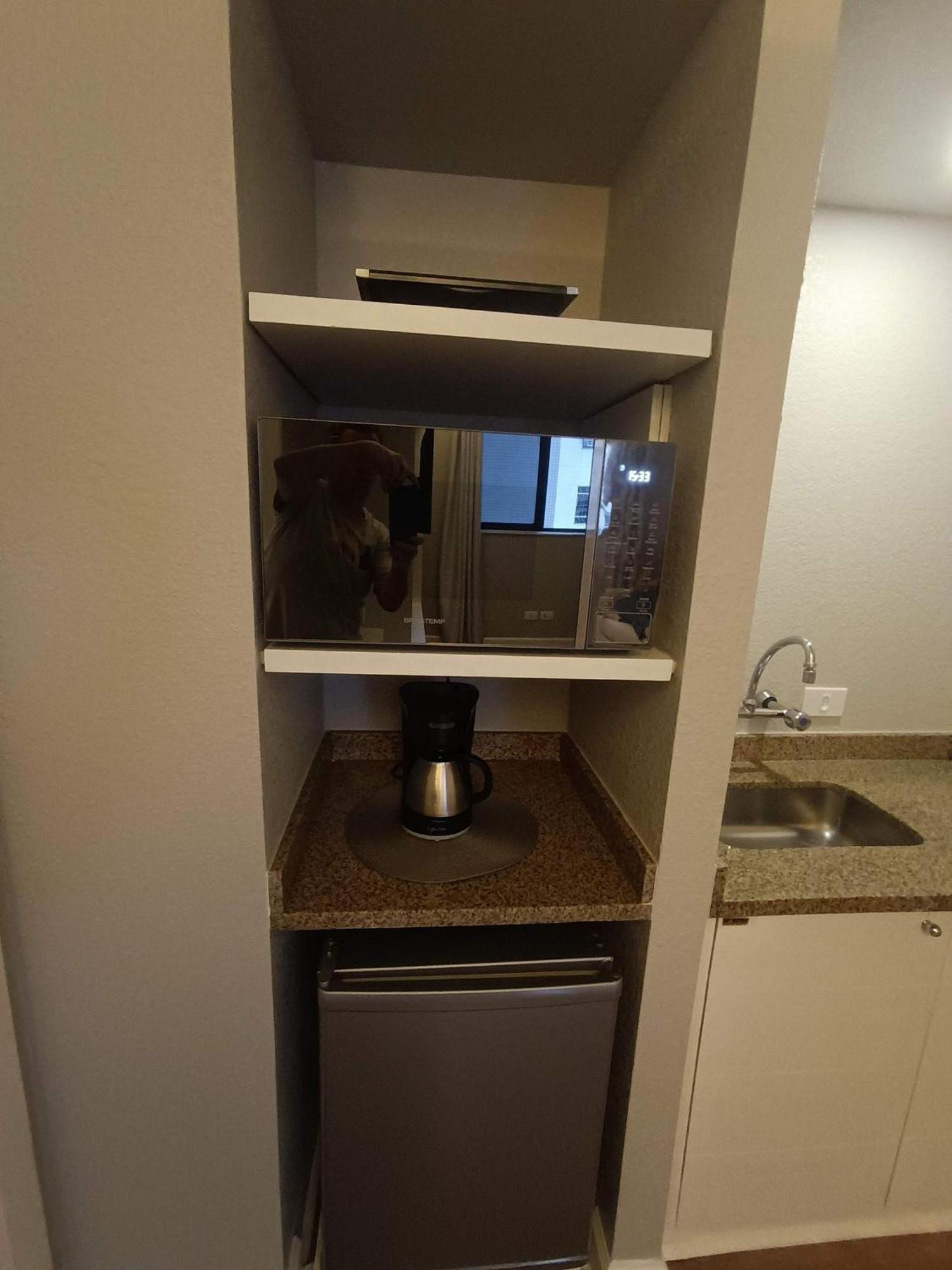 Apto-flat Excelente Localizacao Centro-batel - Somente Familiares Curitiba
